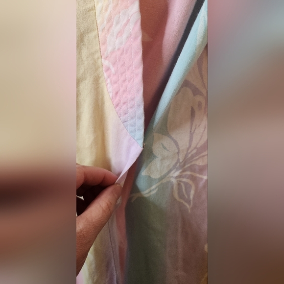 Evelyn Pearson vintage 1970s bathrobe robe pastel Hawaiian grandma medium - Picture 6 of 9